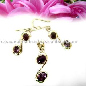 Forme ronde améthyste rouge 925 argent sterling classique plaqué or boucle d'oreille à la mode, pendentif pour mariage, anniversaire et fête - Product Image 2