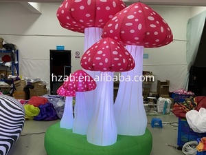 Decorazione Luminosa Gonfiabile a Forma di Fungo di <span class=keywords><strong>Alice</strong></span> <span class=keywords><strong>nel</strong></span> <span class=keywords><strong>Paese</strong></span> <span class=keywords><strong>delle</strong></span> <span class=keywords><strong>Meraviglie</strong></span> con Ventilatore Integrato, in Tessuto Oxford Resistente e Antivento per Uso in Giardino - Product Image 5