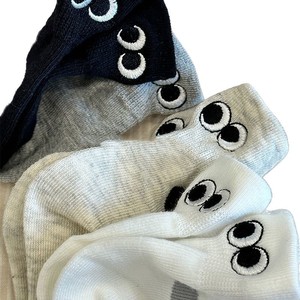 ถุงเท้าข้อเท้าฤดูร้อนสำหรับผู้หญิงสีขาวลายจุดและลายการ์ตูนตาโต ดีไซน์ระบายอากาศได้ดี ซึมซับเหงื่อ สำหรับวัยรุ่น - Product Image 4