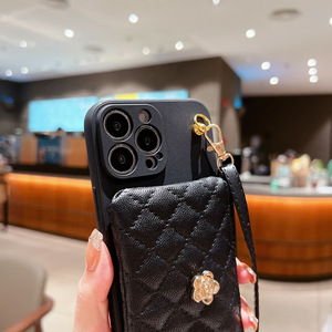 Funda de teléfono con cordón cruzado y cremallera de cuero de Camelia de lujo para Huawei Nova14 Y90 Y70 Honor 400 X9C X7A X6C, funda para mujer - Product Image 6