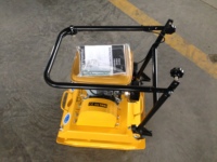 Compacteur à plaque vibrante 90kgs C90 alimenté par EY20 pour les travaux de compactage routier