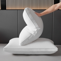 Oreiller confortable et doux de qualité supérieure pour hôtel de luxe / Oreiller en alternative au duvet
