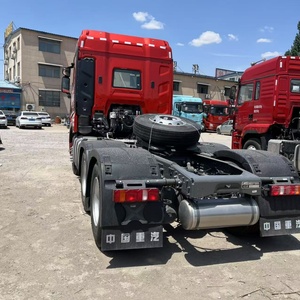 Nuevo Camión Tractor Howo Max 6x4 4x2, Euro 3 Euro 5, Motor Diésel Weichai 351-450HP, Transmisión Manual de 12 Velocidades, Unidad Tractora de Servicio Pesado - Product Image 6