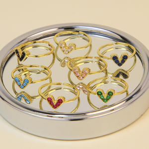 Anillo abierto en forma de corazón de latón chapado en oro de 18 quilates Europeo Americano con regalo de vacaciones de circón para <span class=keywords><strong>mujer</strong></span> - Product Image 3