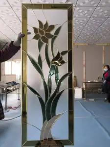Vitrail coloré d'église chinoise pour feuille de verre miroir argenté jaune de porte et de fenêtre