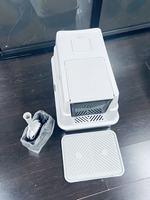 Bac à litière pour chat en plastique fermé, toilette pour chat avec couvercle, tapis et pelle à litière, logo personnalisé OEM, bac à litière pour animaux de compagnie en gros