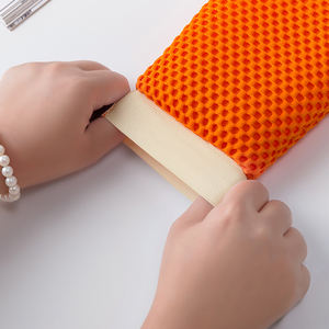 MOQ 12 pièces, plusieurs couleurs, gants exfoliants pour le corps pour hommes et femmes, pour <span class=keywords><strong>spa</strong></span>, <span class=keywords><strong>hammam</strong></span>, douche, bain, gants exfoliants et sac à savon - Product Image 3