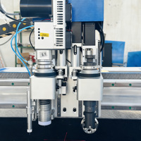 Automatische CNC-SPS-gesteuerte oszillierende Messer-Wellpappe EVA-Gummis chneide maschine mit Servomotor