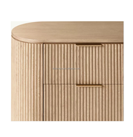 Table de toilette en bois massif à six tiroirs avec un bord incurvé et un design à rayures verticales