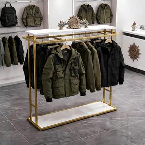 Perchero Dorado con Estante Superior para Exhibición de Ropa en Boutiques y Almacenamiento Doméstico, Robusto - Product Image 2