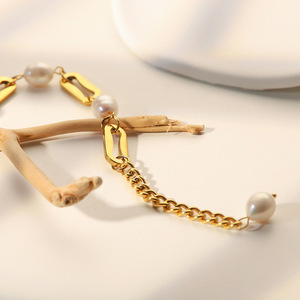 Bracelet de perles pour femme, plaqué or 18 carats, chaîne géométrique, perle blanche, à porter au quotidien - Product Image 4