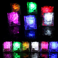 Cubetti di Ghiaccio Illuminati a LED Adatti per Feste di Compleanno, Decorazioni per Bar, Creazione di Atmosfera per Matrimoni e Altre Occasioni