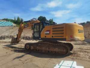 เครื่องขุดไฮดรอลิกเครื่องยนต์ดีเซล375ชม. แบรนด์จีนดั้งเดิมมีสภาพการทำงานที่ดีเยี่ยม - Product Image 3