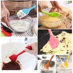 Wholesale Non-stick 8 Inch Pastry Scraper Spatula <b>Baking</b> Tools Heat Resistant Kitchen <b>Silicone</b> Spatula - Product Image 2