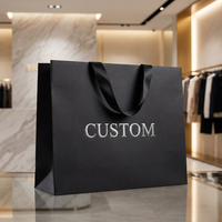 Sacs cadeaux en papier personnalisés durables avec logo imprimé, recyclables pour les fêtes de mariage, les magasins de détail et l'emballage de cadeaux de luxe