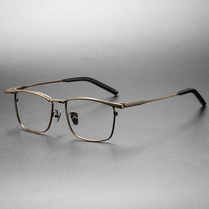2024 monture optique en titane pur haute qualité <span class=keywords><strong>lunettes</strong></span> de bonne qualité pour hommes et femmes montures de <span class=keywords><strong>lunettes</strong></span> Titan S-156T - Product Image 4