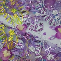 Tissu en dentelle brodée multicolore avec paillettes, maille florale 3D en tulle respirant et fluorescent pour robes et sacs pour femmes et filles