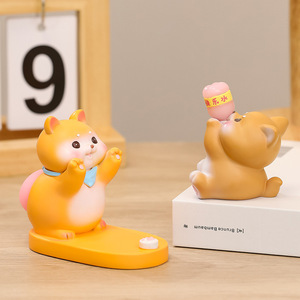 Figura de cerdo adorable de resina, adorno de escritorio para decoración de oficina, regalo. - Product Image 2