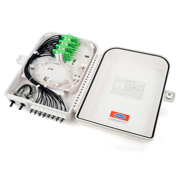 Ftth Network FDB Wall Mounted Outdoor 16 Cores Fiber Optic Distribution Box ABS 2 In And 16 Out Full Match Terminal Box