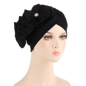 Turban plissé fleuri pour femme, <span class=keywords><strong>bonnet</strong></span> chimio extensible, pour perte de cheveux, patients atteints de cancer, prière musulmane, chapeau de sommeil doux à motif floral - Product Image 3