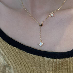 Collar con borlas de estrella de luna de circonita cúbica chapado en oro de 18 quilates personalizado collar de luna de Plata de Ley 925 - Product Image 1