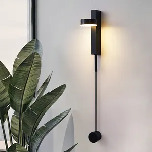 Applique murale LED usb au design moderne, lumière à intensité réglable, luminaire décoratif d'intérieur, idéal pour une chambre à coucher, ou une chambre à coucher