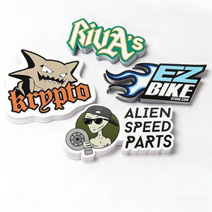 Autocollants en PVC personnalisés mignons rose Lilo & Stitch pour enfants, décoration maison et voiture - Imperméables, écologiques, découpés - Product Image 4