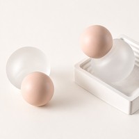 Flacon de fond de teint en verre dépoli sphérique de 30 ml, bouchon à bille rose mat, pompe à lotion, emballage pour soins de la peau, vente en gros