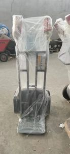 600 किलोग्राम क्षमता वाली बैटरी के साथ इलेक्ट्रिक हैंड ट्रक, जो स्टील प्लेटफॉर्म को ले जाने वाली सामग्री के लिए चलती स्टील प्लेटफॉर्म - Product Image 4