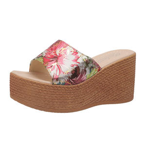 Ciabatte da <span class=keywords><strong>Donna</strong></span> Taglia <span class=keywords><strong>43</strong></span>, Moda Estate 2024, Nuova Suola Spessa con Tacco a Zeppa, Stampa Grande, <span class=keywords><strong>Sandali</strong></span> da Spiaggia per Esterno - Product Image 2