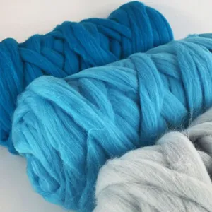 Soft Chunky Jumbo Merino Wool Roving Yarn for Needle Wet Felting Handcrafts Spinning