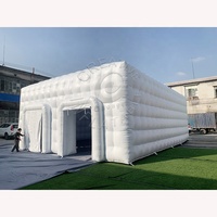 Portable grande tente de fête maison carré lumière LED Disco Bar blanc PVC gonflable Cube tente gonflable discothèque chapiteau