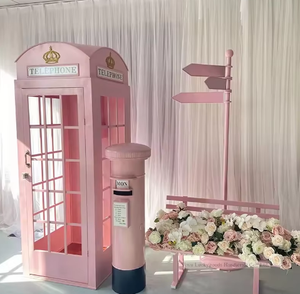 आधुनिक लोहे के लंदन टेलीफोन बूथ शादी की सजावट कृत्रिम फूलों के साथ गुलाबी रंग-नया आगमन - Product Image 1