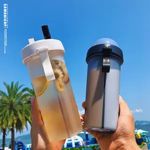 Neue Design kreative Mädchen Kunststoff tragbare Doppels troh halme Trinkwasser Tasse Milch Fruchtsaft Flaschen bpa kostenlos für Paar Geschenke
