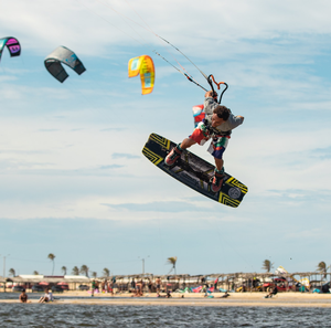 Cerf-volant <span class=keywords><strong>de</strong></span> 4 lignes pour sports d'été en extérieur, facile à piloter, pour activités <span class=keywords><strong>de</strong></span> <span class=keywords><strong>kitesurf</strong></span>, avec poignées, idéal pour les figures et les cascades. - Product Image 4