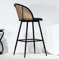 Chaise de salle à manger en rotin moderne nordique d'extérieur en gros à bas prix pour table à manger, salle à manger de restaurant