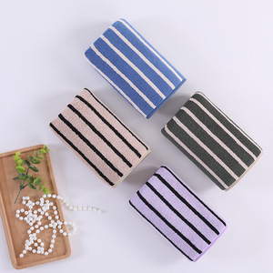 Ensemble de serviettes en polaire corail rectangulaires à séchage rapide et absorbantes pour adultes, bleu marine, violet jacinthe, noir terre - Product Image 3