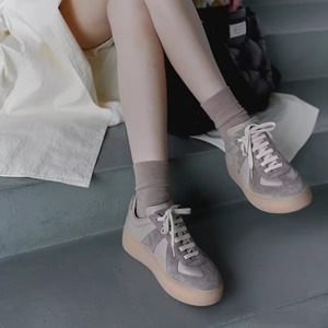 Zapatillas Deportivas de Plataforma de Cuero y Gamuza Retro en Color Beige Marrón, Cómodas, Elegantes, con Cordones, Transpirables y Ligeras para Otoño y Primavera - Product Image 1