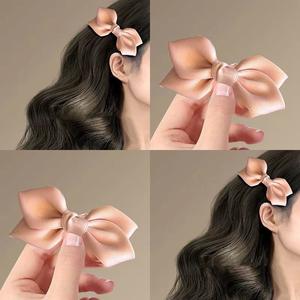 Barrettes à cheveux en tissu avec nœuds colorés, pinces à cheveux douces et pastel pour mariages et demoiselles d'honneur - Product Image 1