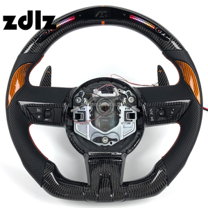 Volante in Fibra di Carbonio Personalizzato con Display LED RPM e Palette del Cambio per Camaro SS ZL1 2016-2020 - Product Image 1