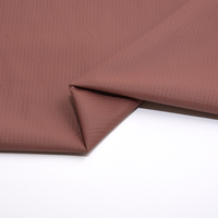 Tissu d'habillement haut de gamme en similicuir microfibre PU, résistant au vent, infroissable, doux pour la peau, source exclusive pour