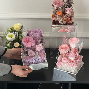 Coffret cadeau Saint Valentin Design romantique Réel naturel immortel pour toujours éternel Séché préservant des <span class=keywords><strong>fleurs</strong></span> fraîches dans une boîte en acrylique - Product Image 4