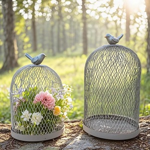 Vaso per fiori in ferro battuto fatto a mano, traforato, a forma di gabbia per uccelli, con motivo a griglia, per <span class=keywords><strong>giardino</strong></span>, stile rustico/country, per decorazioni transfrontaliere - Product Image 1