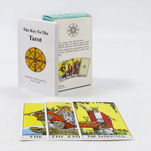 Fabricant <span class=keywords><strong>de</strong></span> cartes <span class=keywords><strong>de</strong></span> tarot <span class=keywords><strong>oracle</strong></span> à impression personnalisée imprimant des cartes <span class=keywords><strong>de</strong></span> tarot voyants légers avec guide dans une boîte en grille - Product Image 5
