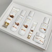 Pas de logo ensemble de soins de la peau d'escargot à la vitamine C organique sans paraben Anti-âge nourrissant réparation peau et collagène à base de plantes soins du visage OEM/ODM