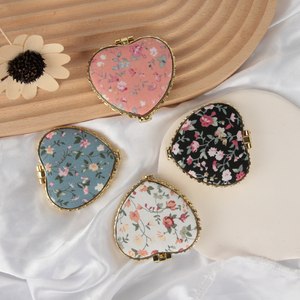 Cổ Điển Cổ Sang Trọng Hình Trái Tim Dễ Thương Vải Bìa Túi Nhỏ Gấp Du Lịch Xách Tay Quà Tặng Đôi Bên Trang Điểm Gương - Product Image 3