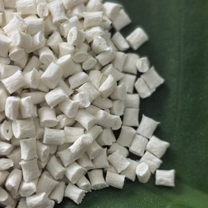 Пластиковые частицы Zytel 25% с армированием стекловолокном, огнестойкие, класс UL94 V0, инженерный пластик <span class=keywords><strong>PA66</strong></span> FR70G25V0NC010 - Product Image 3