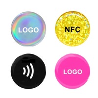 Muestra gratis personalizada NFC213 pegatina en el teléfono ISO14443A Anti-Metal 25MM Social Share NFC Tag