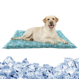 Alfombrilla de hielo para cama de perro, esterilla de enfriamiento para mascotas grandes, con autoenfriamiento, de color dorado, para verano, venta al por mayor - Product Image 1