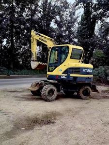 Mini-excavatrice sur pneus Hyundai 60w-9 d'occasion, certification EPA CE, bonne qualité, excavatrice d'occasion, attache rapide, brise-roche Daewoo - Product Image 3